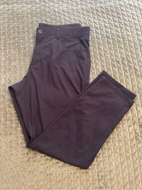 Men's Stretch Straight-Leg Pants in Black